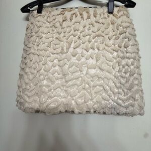 H&M Collection Textured Mini Skirt – Cream/Ivory – Size 4